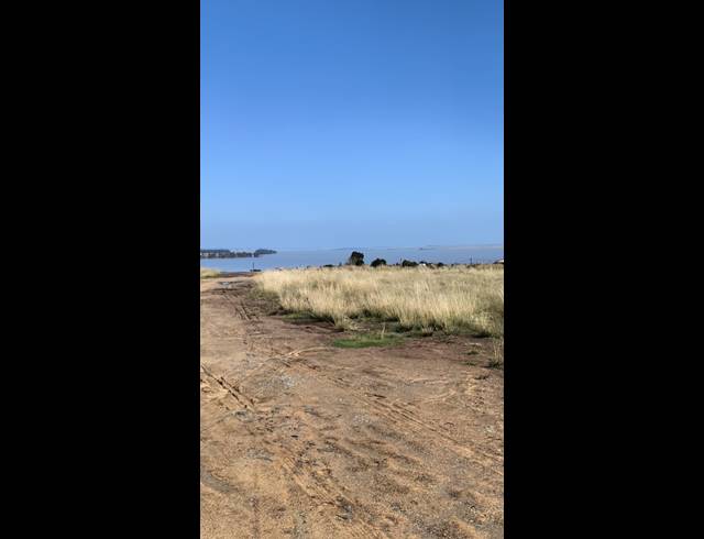 1,900M² VACANT LAND FOR SALE IN ORANJEVILLE
